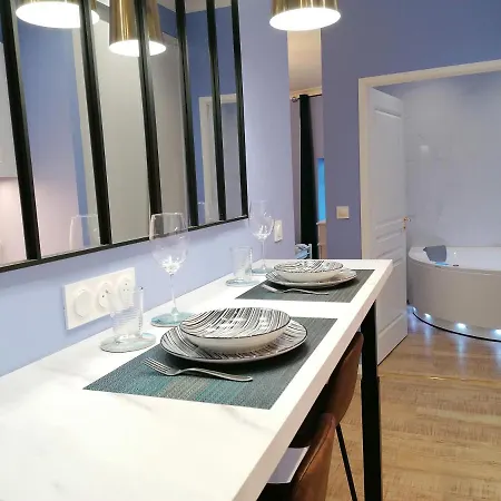 Bubbles - Luxe - Centre - Calme - Wifi Appartement